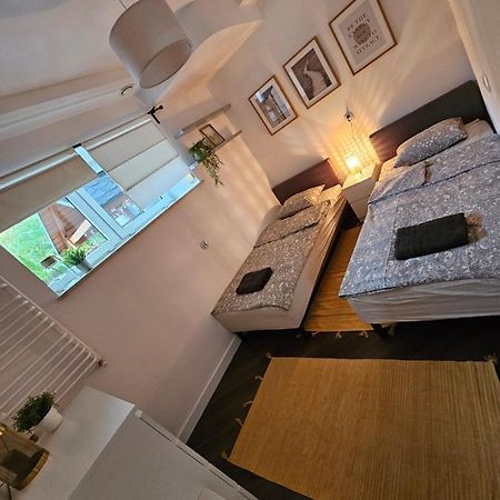 Chelosiowy Apartament Targi Kielce Jaworznia Exterior foto